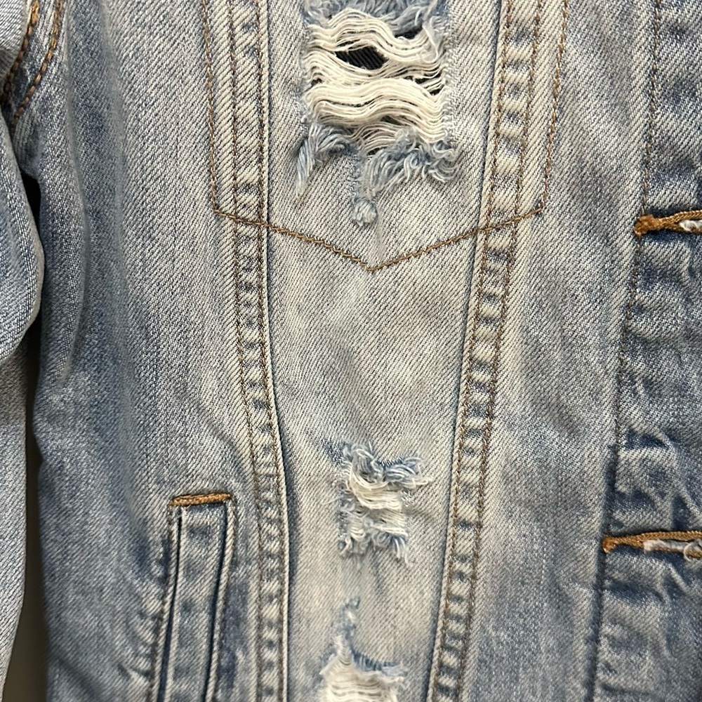 057 Reserved Denim Jacket | EUC Light blue wash | Streetwear & Trendy (Size 36) - Picture 7 of 13